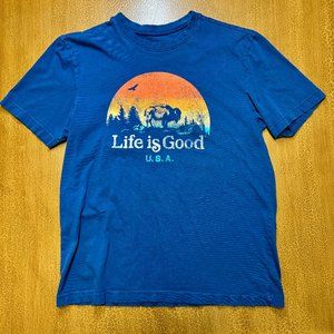 Life is Good TeeShirt - Size Small
